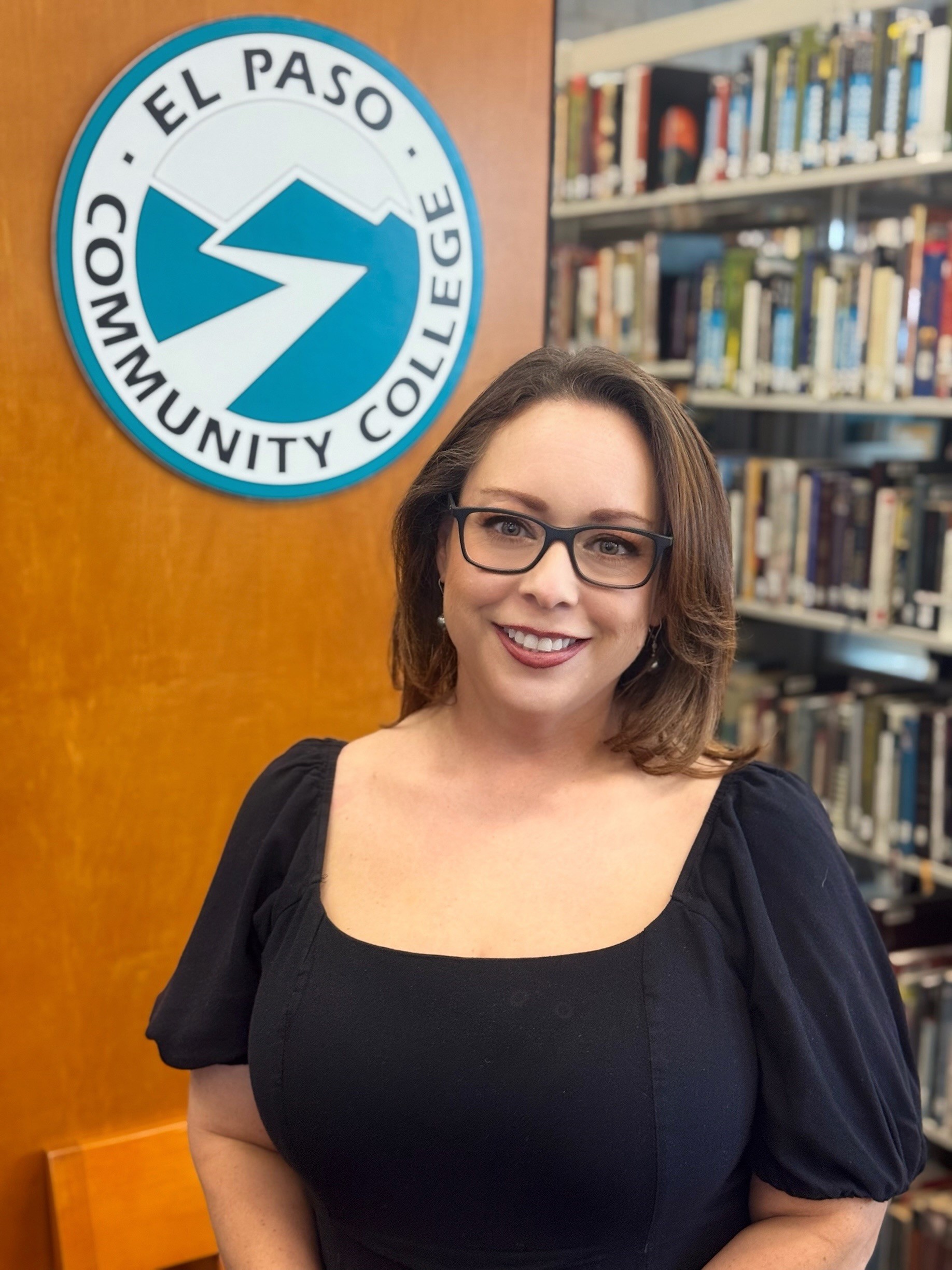 Norma Medina, Secretary